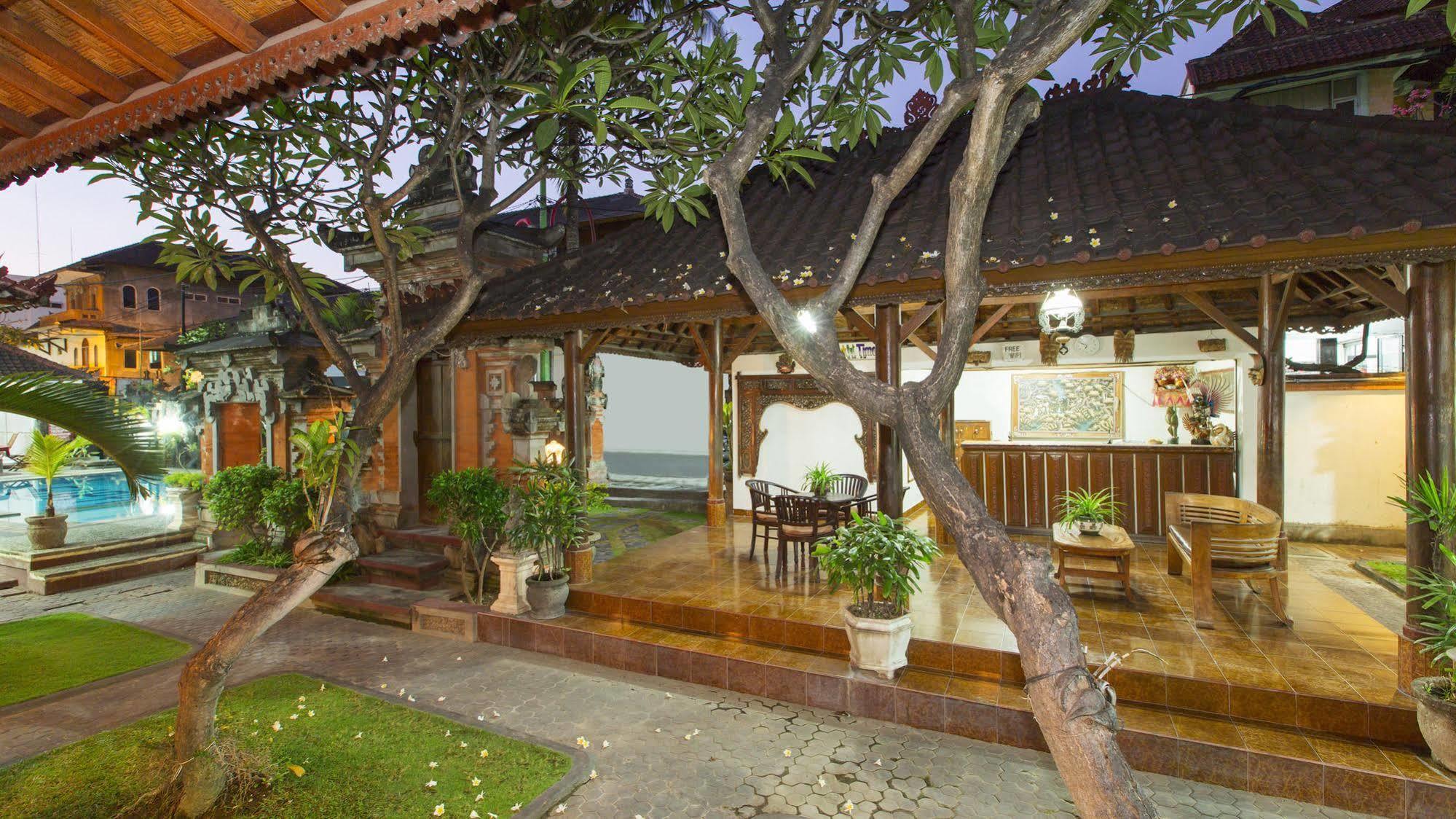 Surya Tropical Kuta Kuta Lombok Exterior foto